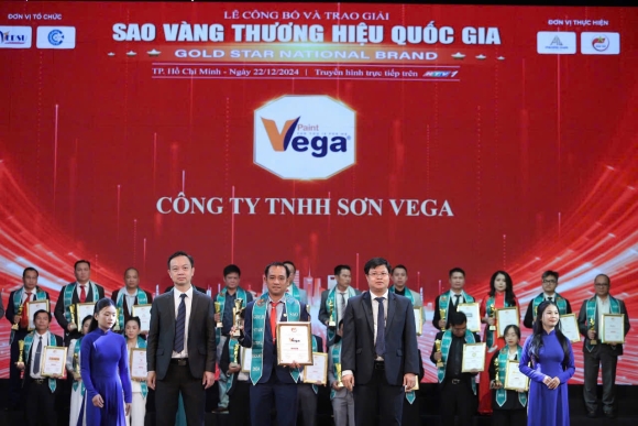 TOP 10 Thương Hiệu Xuất Sắc Quốc Gia: Công Ty TNHH Sơn VEGA Vinh Dự Nhận Giải Thưởng Uy Tín